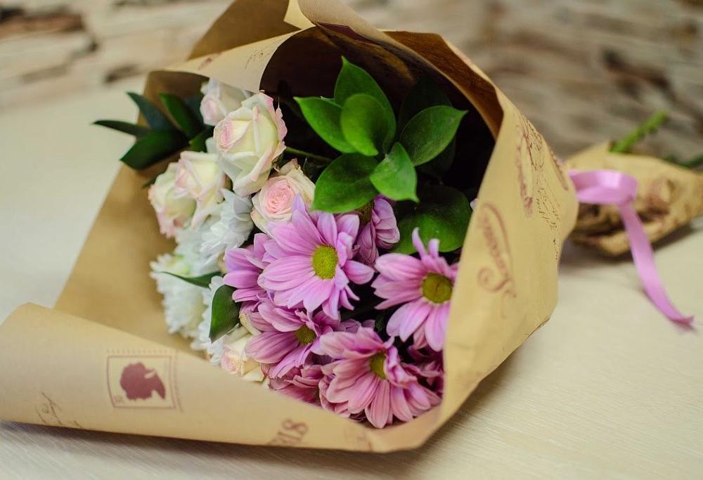 Букет цветов из: Розы и Хризантемы в Верхние Серги