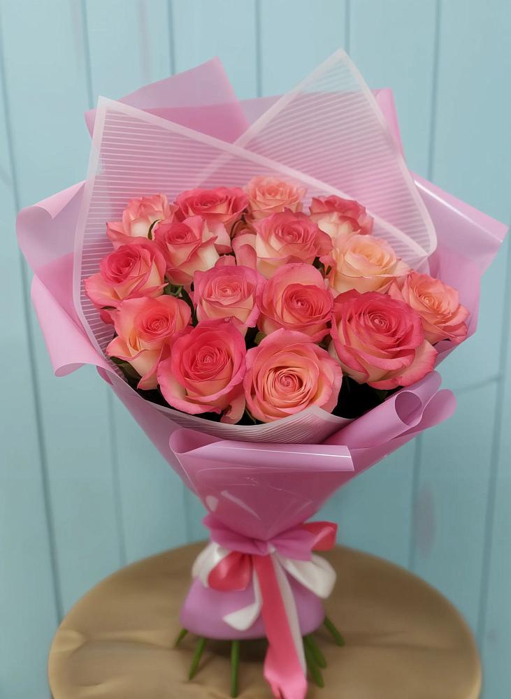 Букет 15 Розовых роз Равель в Верхние Серги