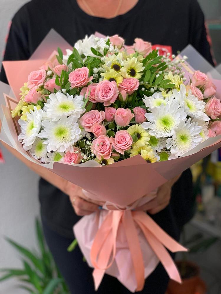 Букет цветов из: Розы и Хризантемы в Верхние Серги