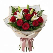 Букет цветов из:  Лилии и Розы в Верхние Серги