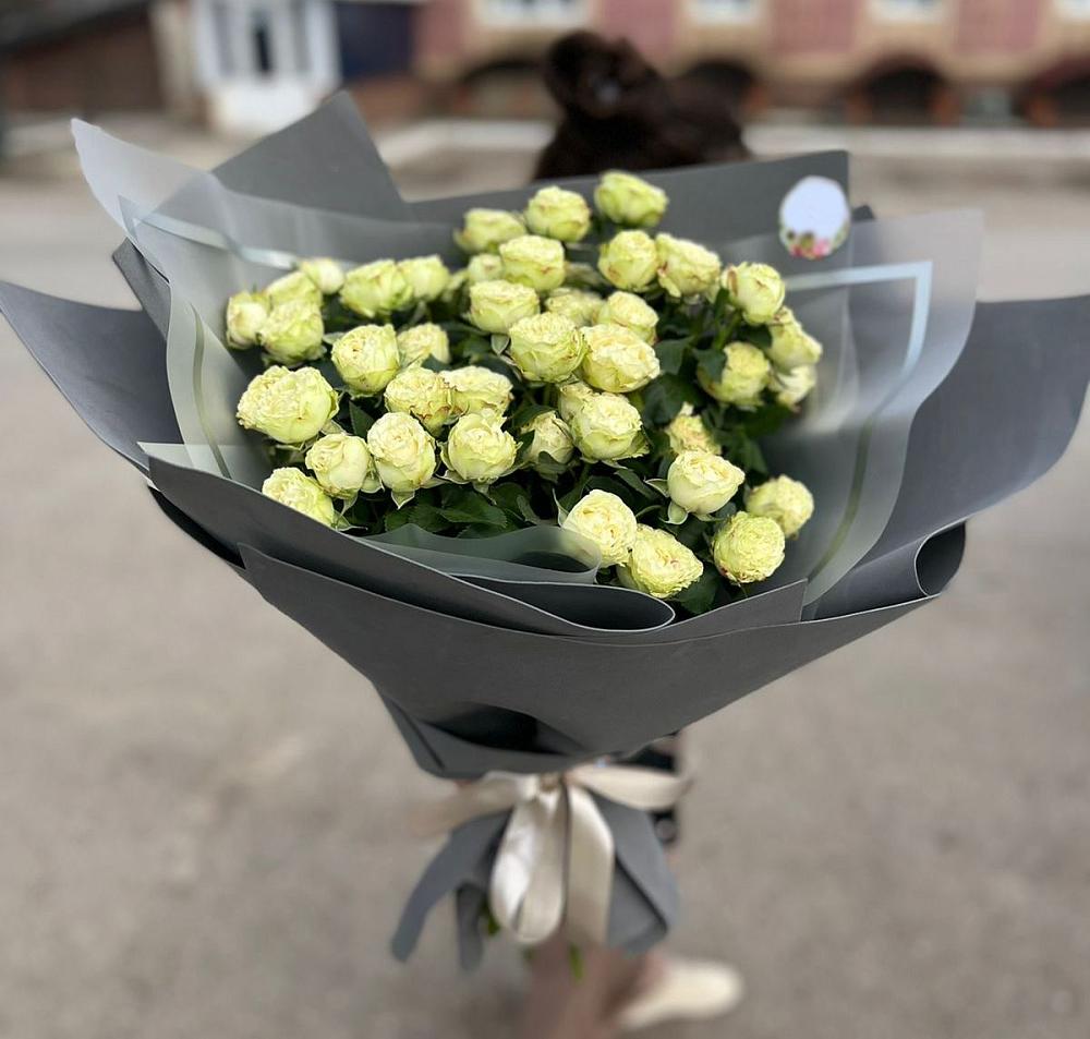 Белые кустовые розы Солинеро в Верхние Серги Букет Белые кустовые розы Солинеро в Верхние Серги
