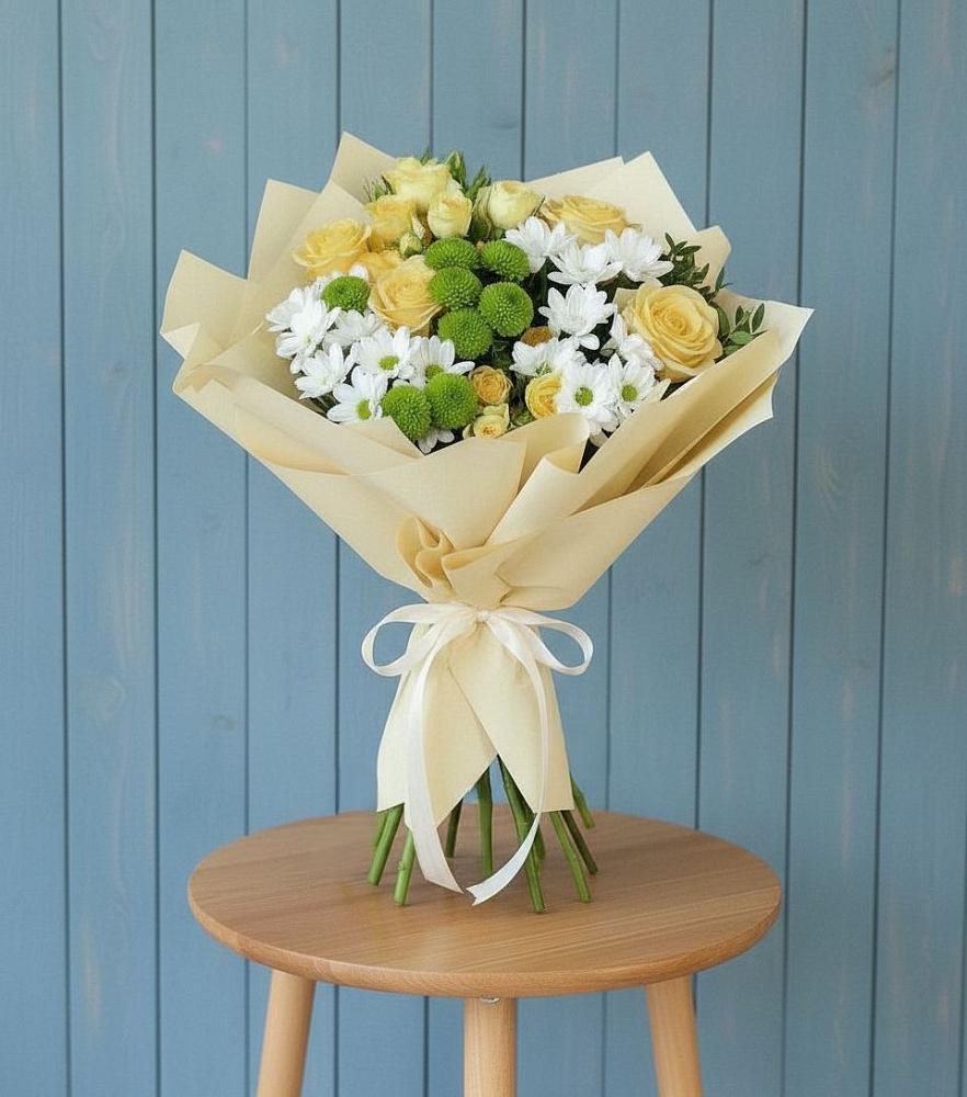 Букет цветов из: Хризантемы и Розы в Верхние Серги