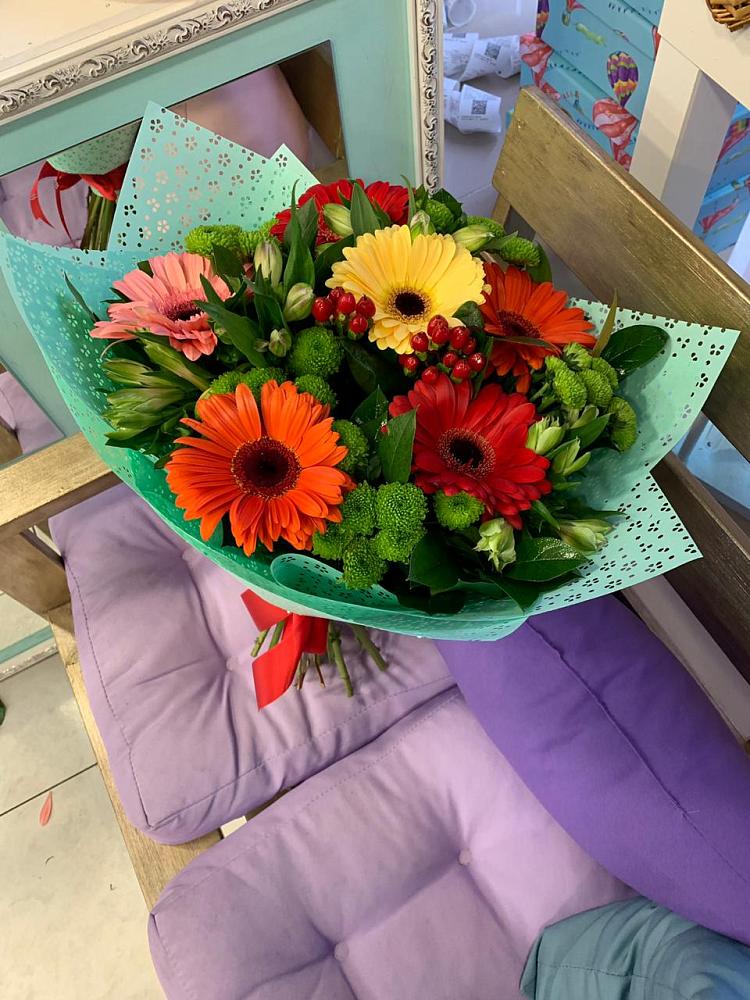 Букет цветов из: Герберы, Хризантемы и Альстромерии в Верхние Серги