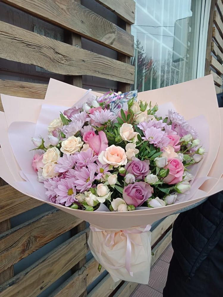 Букет цветов из: Розы и Хризантемы в Верхние Серги