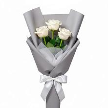 Букет 3 белые розы в Верхние Серги