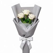 Букет 3 белые розы в Верхние Серги