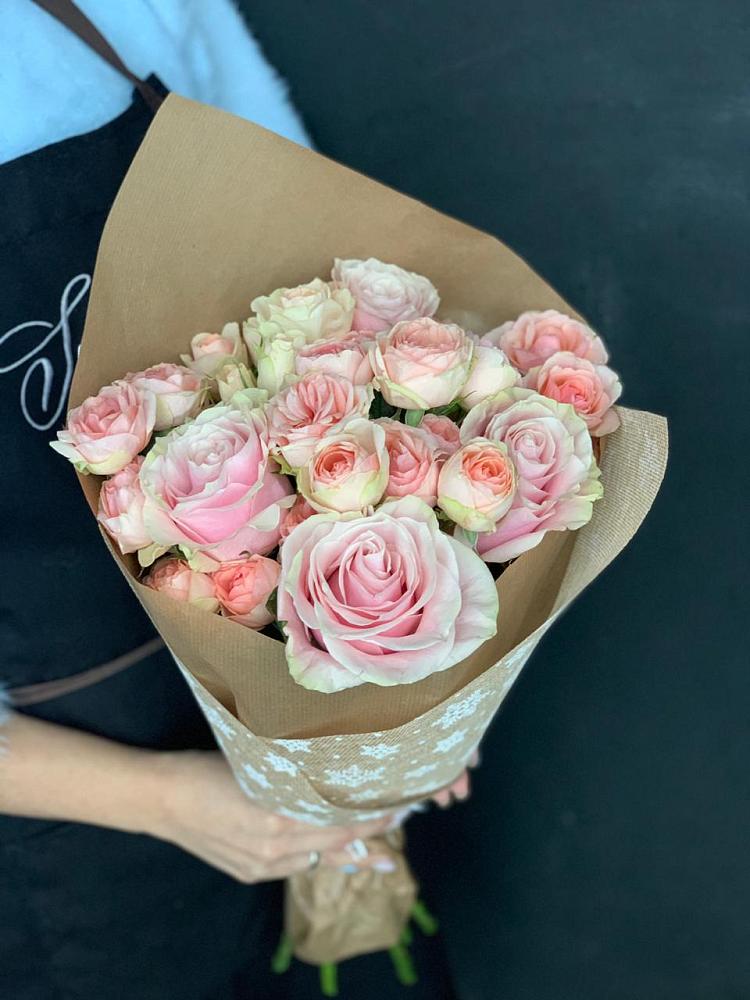 Букет цветов из: Хризантемы и Розы в Верхние Серги