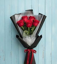 Букет цветов из:  Розы #REPLACE_PRED# Верхние Серги