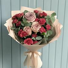 Букет цветов из:  Гвоздики и Розы в Верхние Серги
