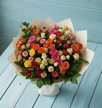 Букет Микс из разноцветных кустовых роз в Верхние Серги