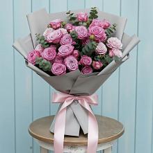 Букет цветов из:  Розы #REPLACE_PRED# Верхние Серги